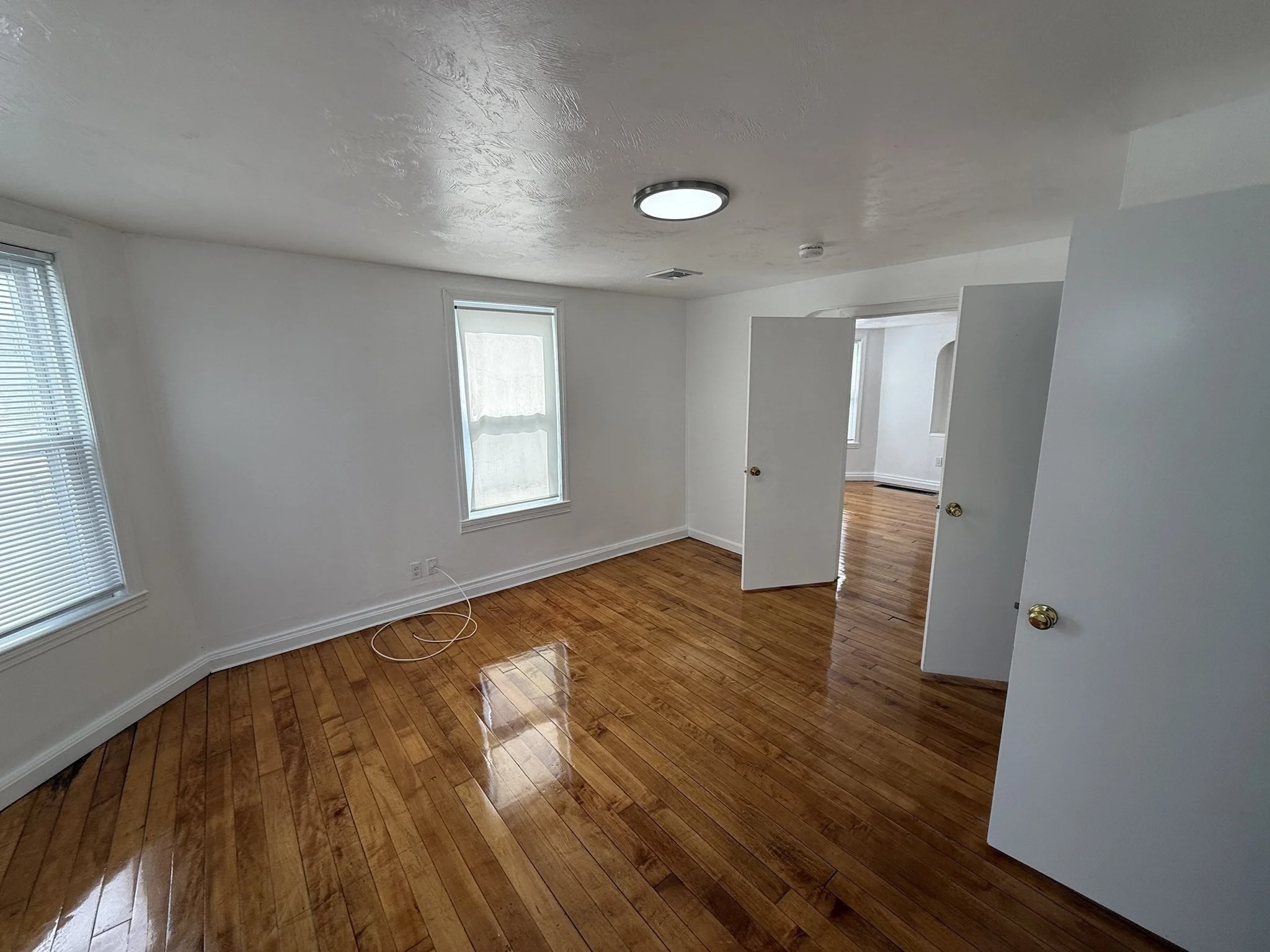 4 bed, 1 bath apartment for rent at 11 Track St Unit 1, Brockton — photo 9 of 12