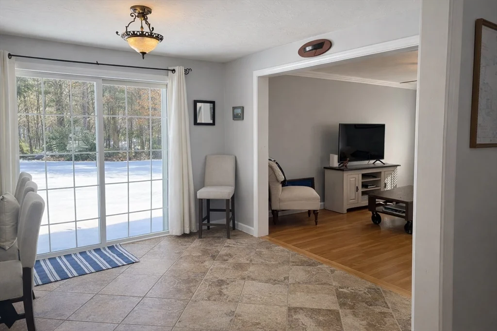 3 bed, 2 bath apartment for rent at 11 Trout Farm Way, Wareham — photo 6 of 24