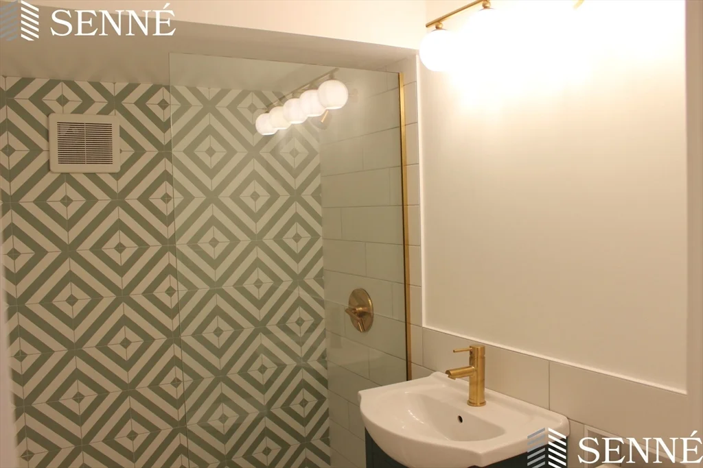 1 bed, 1 bath apartment for rent at 11 Trowbridge St Unit B, Harvard Square — photo 9 of 11