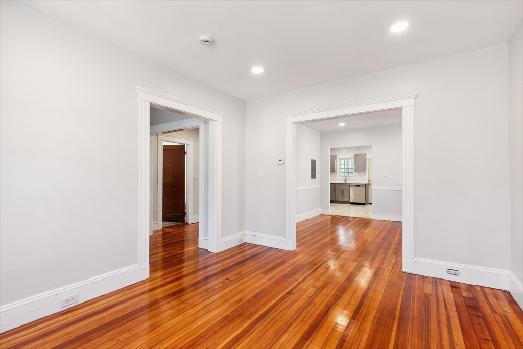 2 bed, 1 bath apartment for rent at 11 Tucker St Unit 1, Milton — photo 11 of 24
