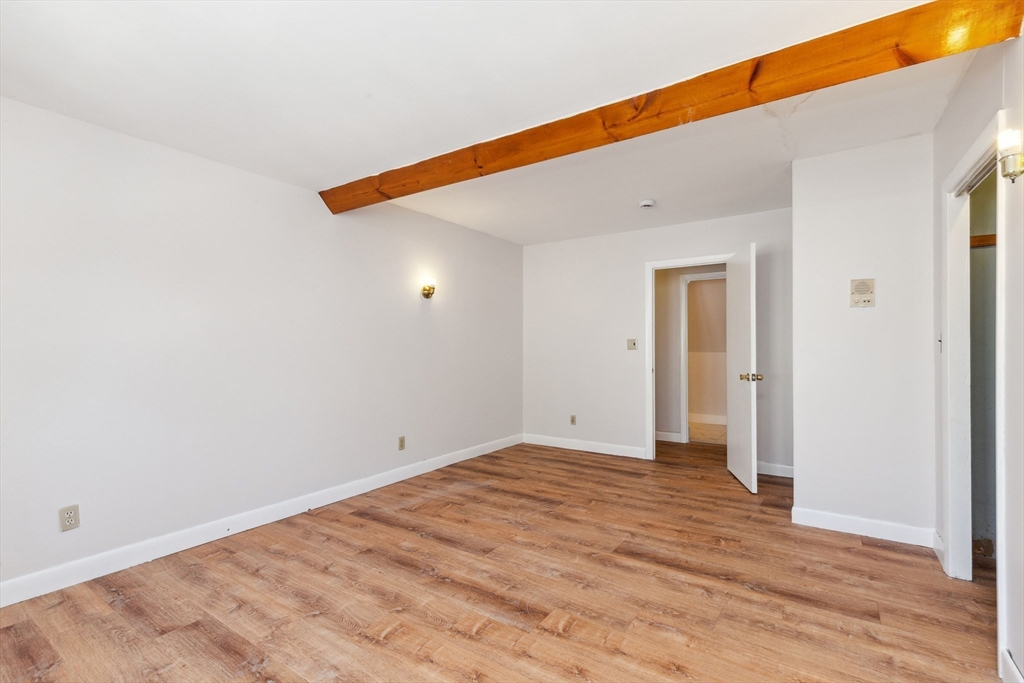 5 bed, 1 bath apartment for rent at 11 Tucker St Unit 2, Milton — photo 14 of 23