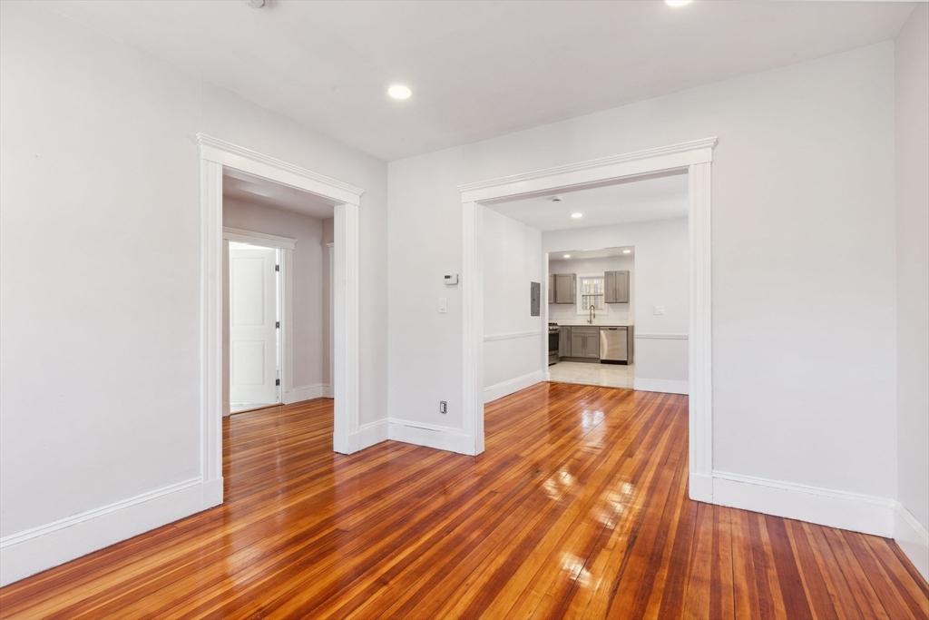 5 bed, 1 bath apartment for rent at 11 Tucker St Unit 2, Milton — photo 10 of 23