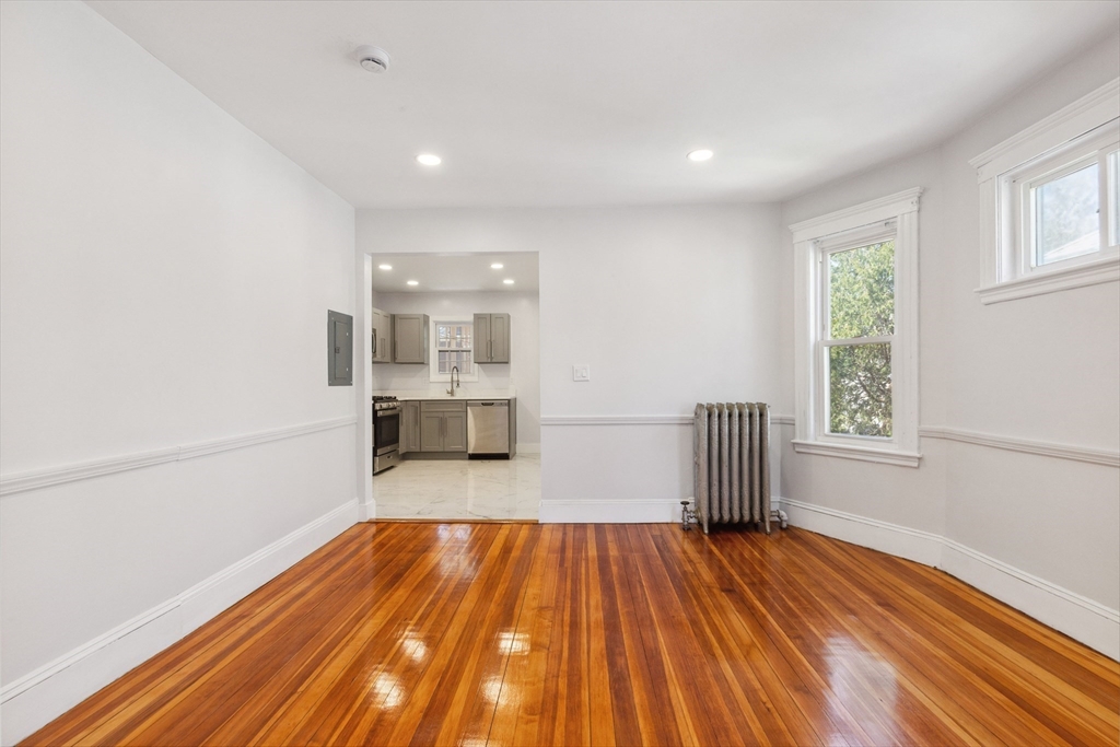 5 bed, 1 bath apartment for rent at 11 Tucker St Unit 2, Milton — photo 8 of 23