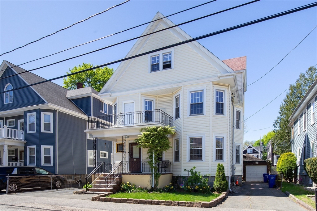 5 bed, 1 bath apartment for rent at 11 Tucker St Unit 2, Milton — photo 18 of 23