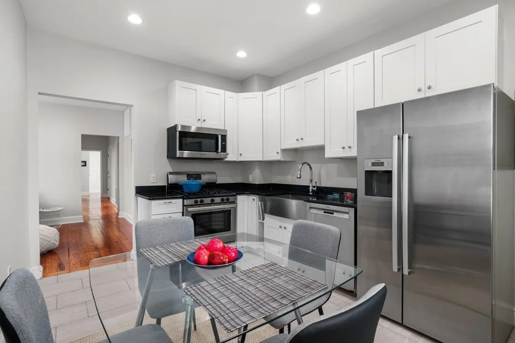 3 bed, 2 bath apartment for rent at 11 Tufts St Unit 6, Cambridgeport — photo 2 of 18