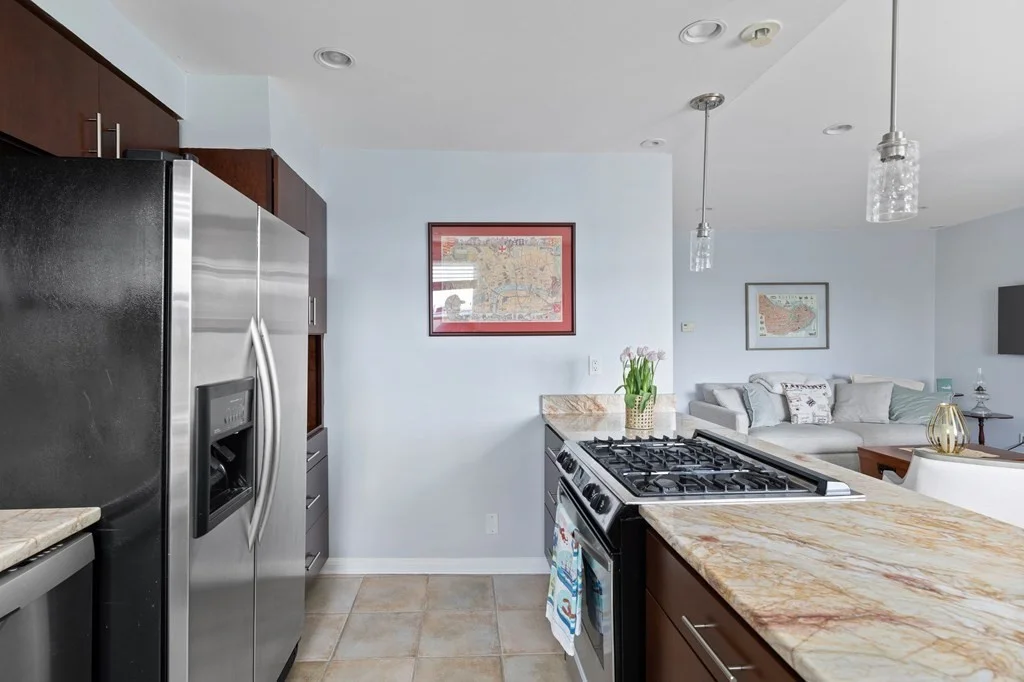 1 bed, 1 bath apartment for rent at 11 Union Park Unit 6, South End — photo 8 of 20