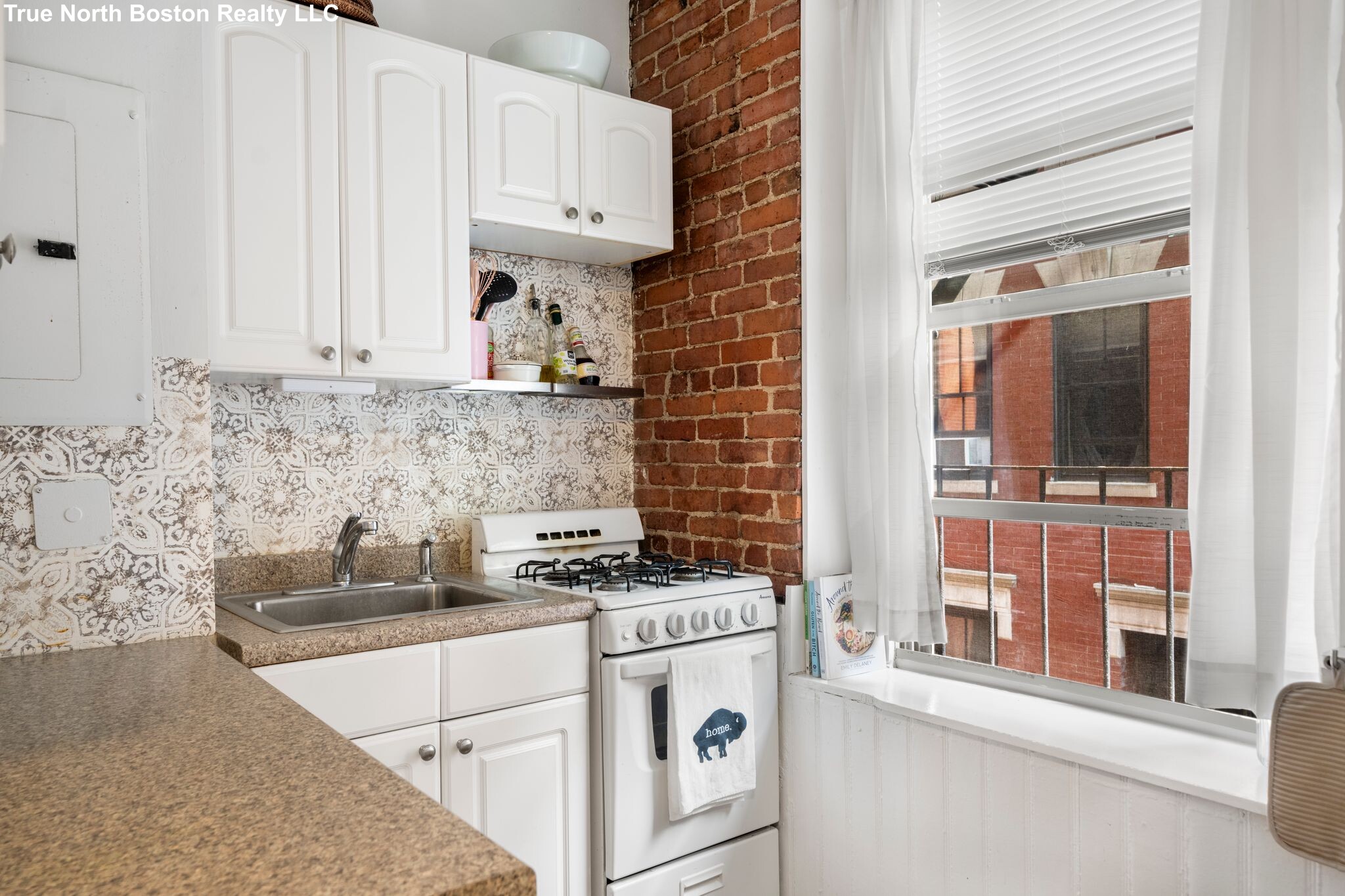 1 bed, 1 bath apartment for rent at 11 Unity St Unit 3, North End — photo 6 of 14
