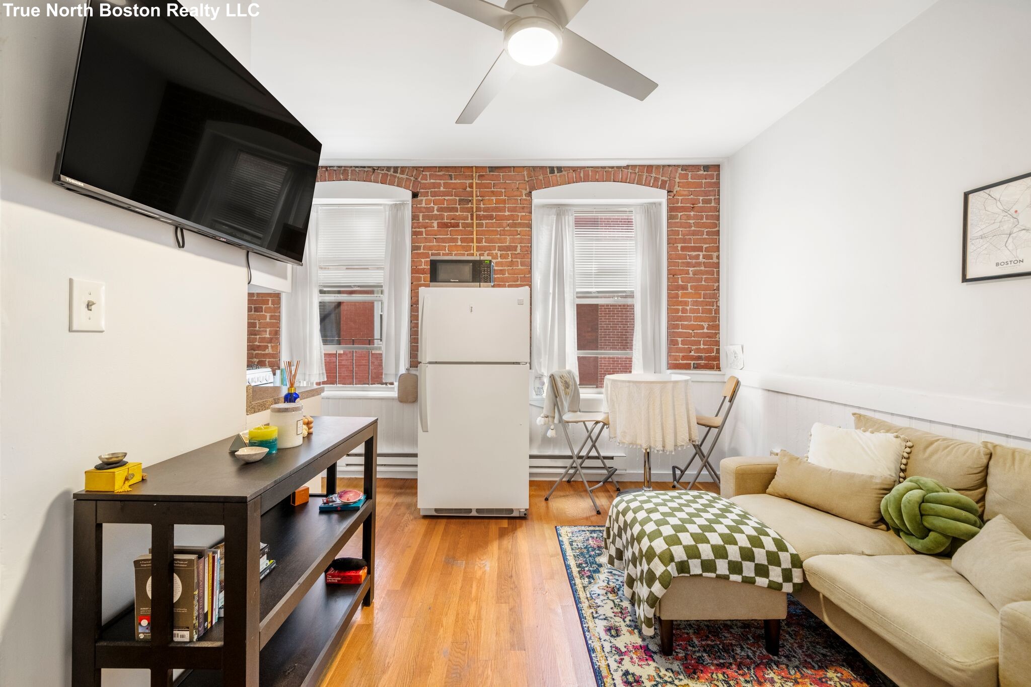 1 bed, 1 bath apartment for rent at 11 Unity St Unit 3, North End — photo 1 of 14
