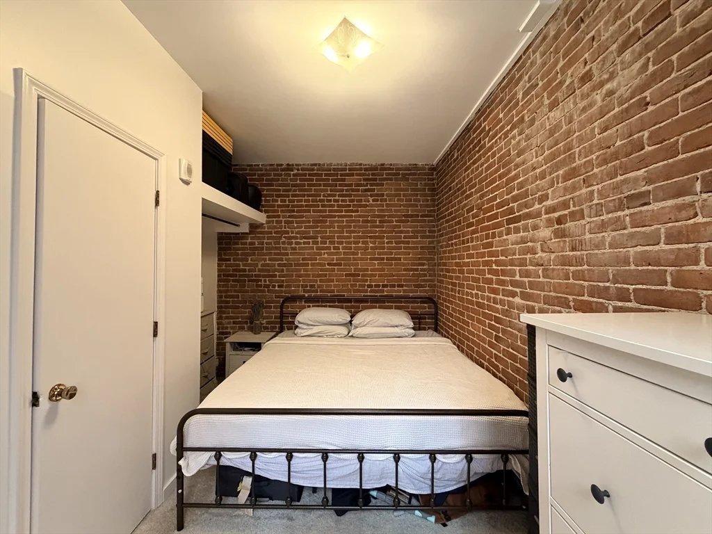 1 bed, 1 bath apartment for rent at 11 Unity Unit 4, North End — photo 13 of 22
