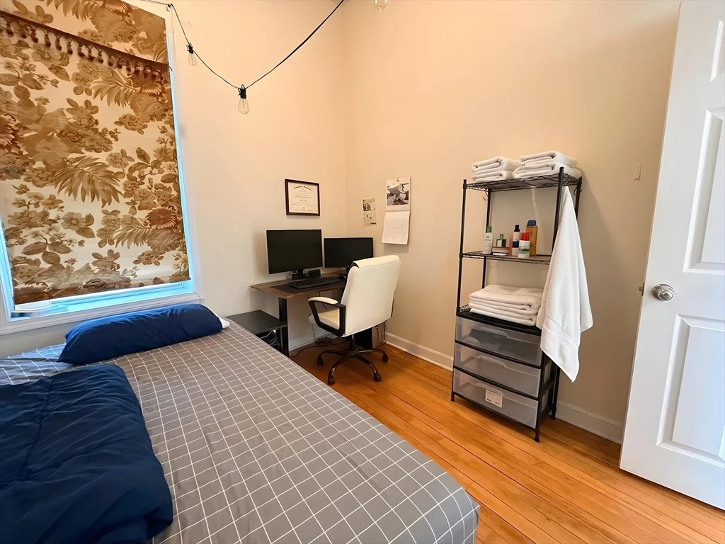 4 bed, 1 bath apartment for rent at 11 Vancouver St Unit 2, Fenway — photo 9 of 14