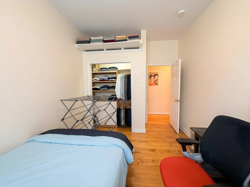 4 bed, 1 bath apartment for rent at 11 Vancouver St Unit 2, Fenway — photo 7 of 14