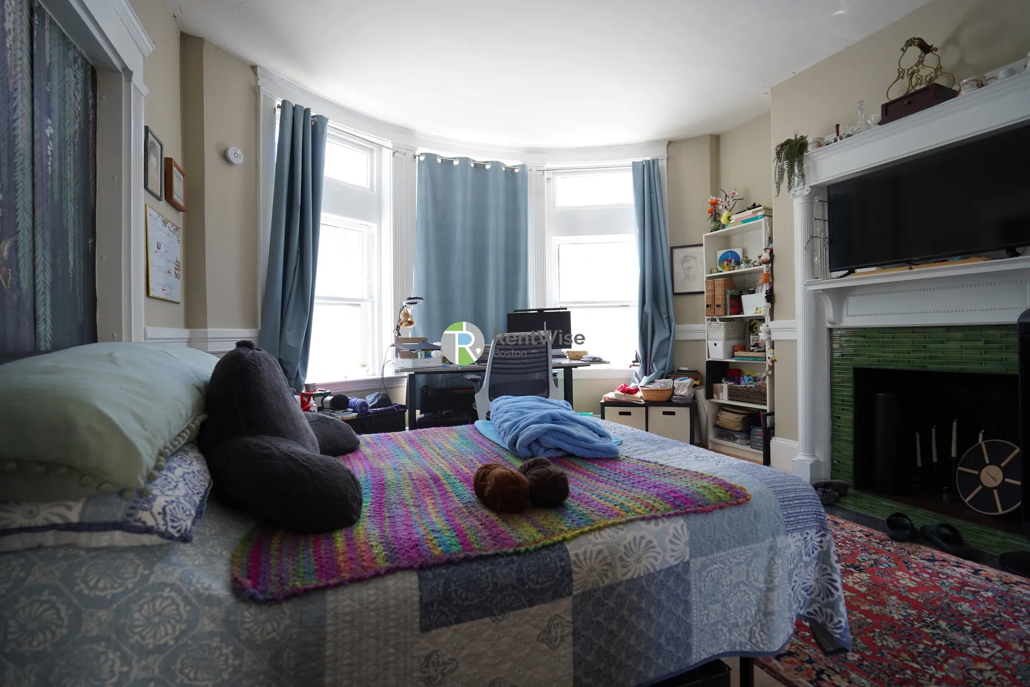 3 bed, 1 bath apartment for rent at 11 Vernon St Unit 1, Coolidge Corner — photo 5 of 20