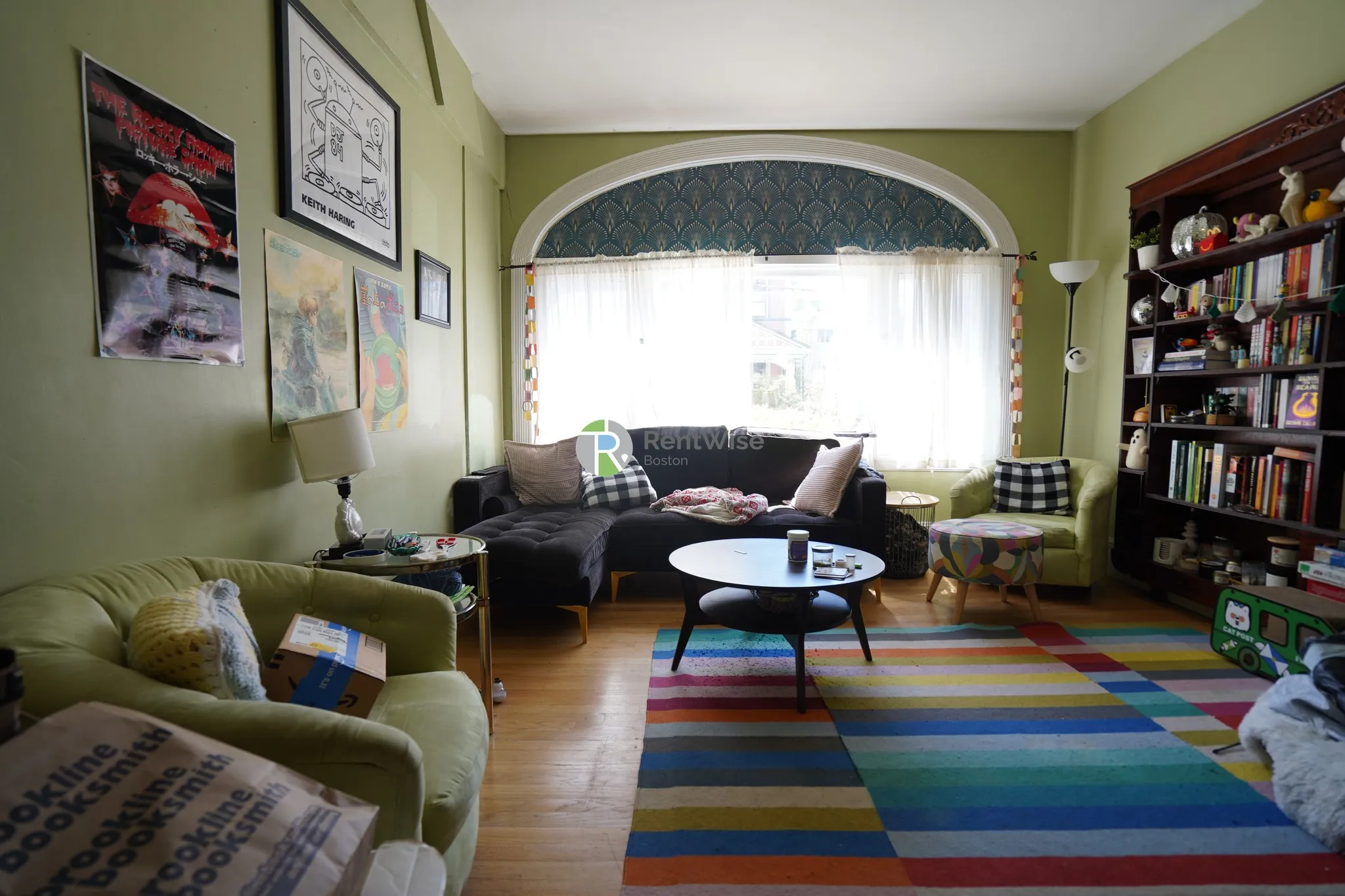 3 bed, 1 bath apartment for rent at 11 Vernon St Unit 1, Coolidge Corner — photo 1 of 20