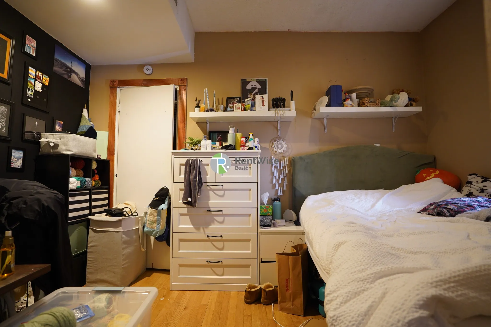 3 bed, 1 bath apartment for rent at 11 Vernon St Unit 1, Coolidge Corner — photo 9 of 20
