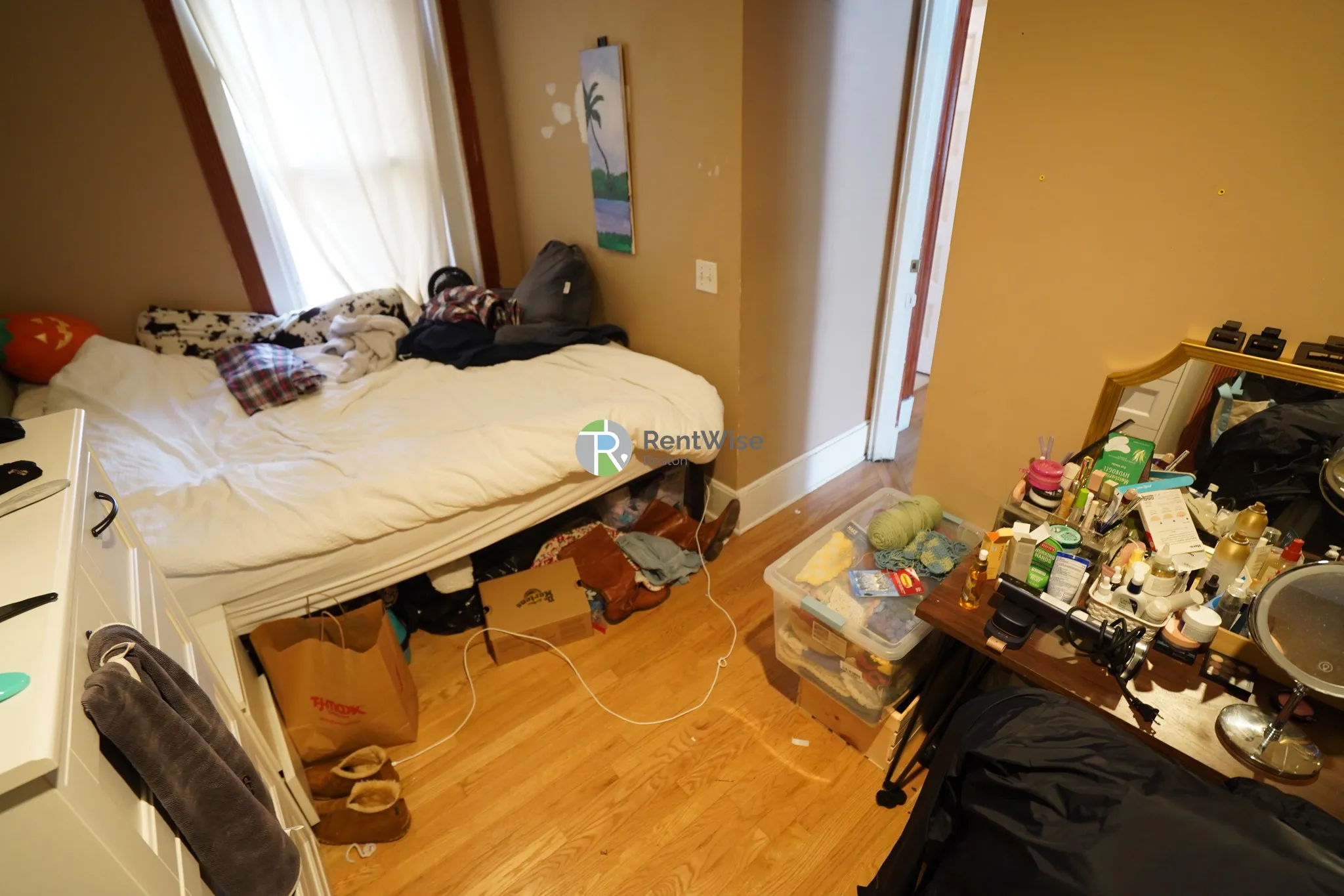 3 bed, 1 bath apartment for rent at 11 Vernon St Unit 1, Coolidge Corner — photo 11 of 20