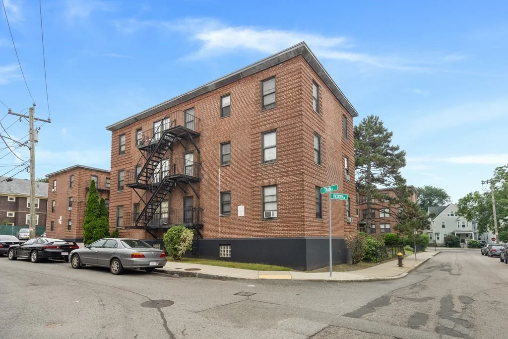 2 bed, 1 bath apartment for rent at 11 Victory Rd Unit 27, Dorchester — photo 16 of 16