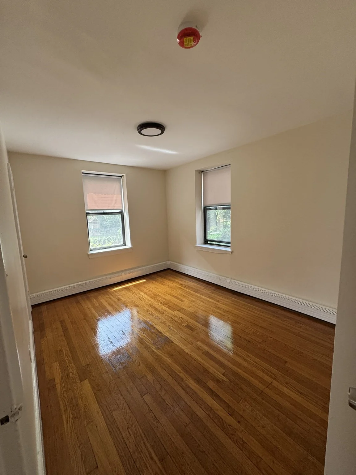2 bed, 1 bath apartment for rent at 11 Victory Rd Unit 30, Dorchester — photo 6 of 7