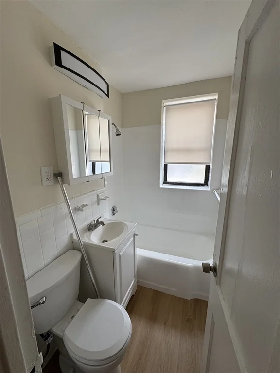 2 bed, 1 bath apartment for rent at 11 Victory Rd Unit 30, Dorchester — photo 9 of 12