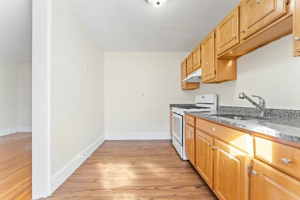 2 bed, 1 bath apartment for rent at 11 Victory Rd Unit 31, Dorchester — photo 2 of 17