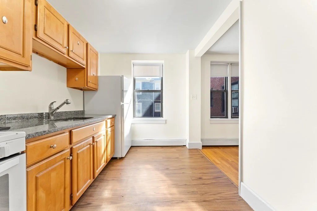 2 bed, 1 bath apartment for rent at 11 Victory Rd Unit 32, Dorchester — photo 1 of 16
