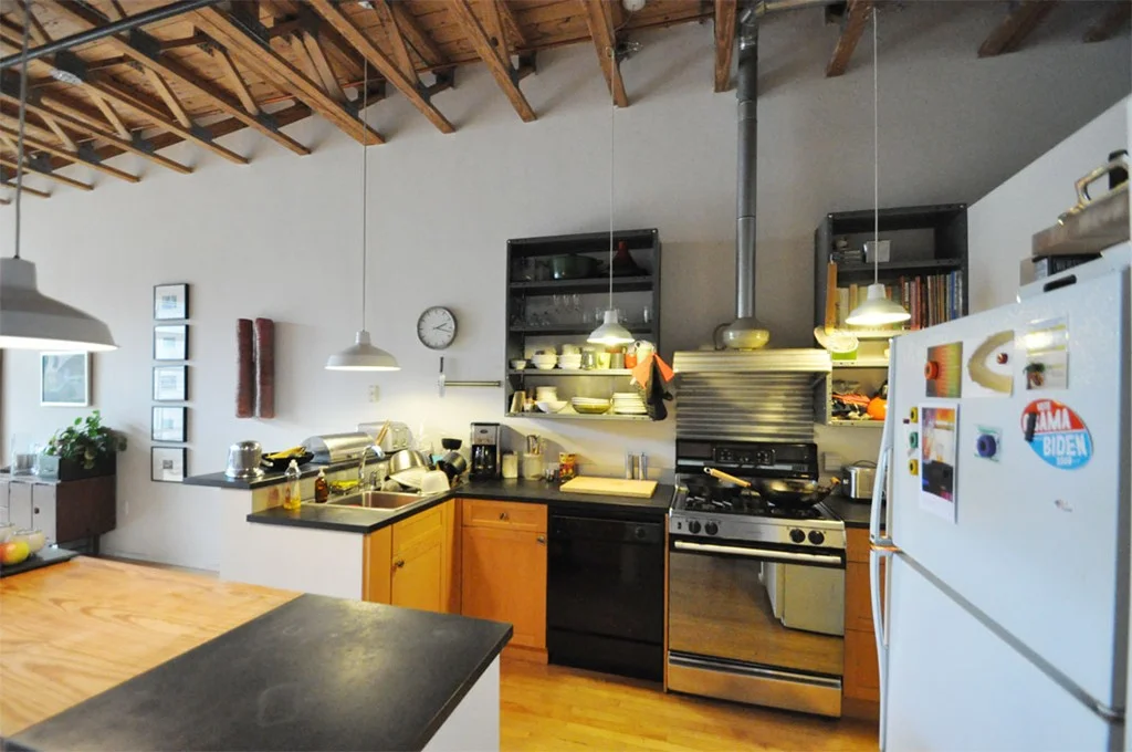 1 bed, 1 bath apartment for rent at 11 Village Unit 2, Union Square — photo 5 of 15