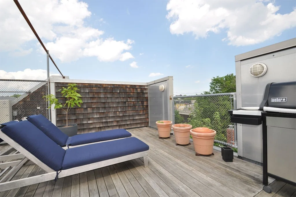 1 bed, 1 bath apartment for rent at 11 Village Unit 2, Union Square — photo 15 of 15