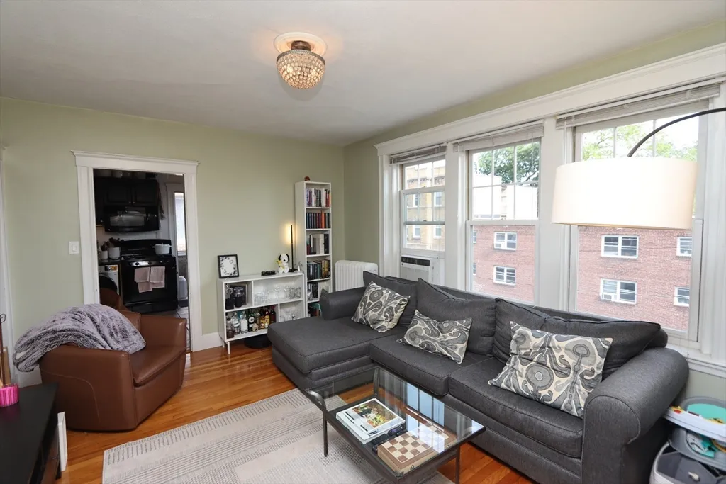 2 bed, 1 bath apartment for rent at 11 Vinal St Unit 12, Brighton — photo 4 of 25