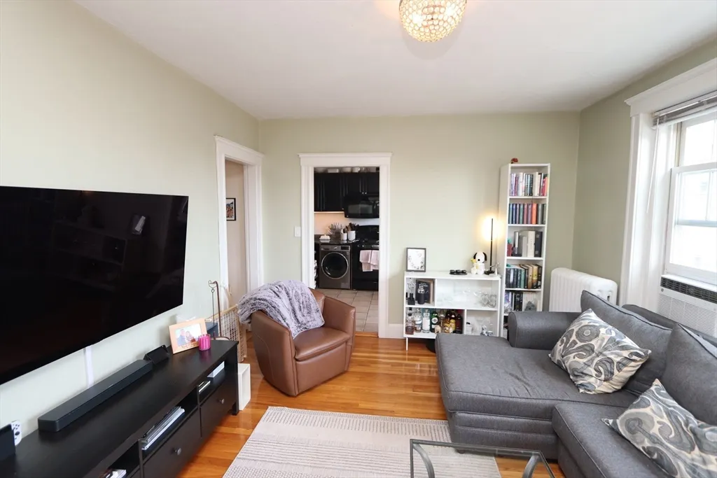 2 bed, 1 bath apartment for rent at 11 Vinal St Unit 12, Brighton — photo 5 of 25