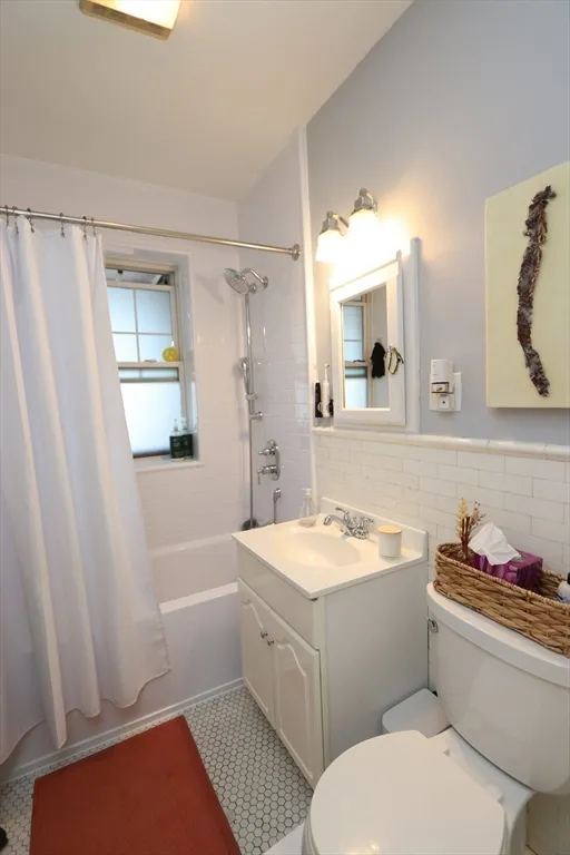 2 bed, 1 bath apartment for rent at 11 Vinal St Unit 12, Brighton — photo 19 of 25
