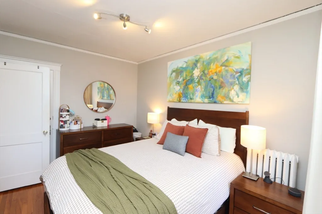 2 bed, 1 bath apartment for rent at 11 Vinal St Unit 12, Brighton — photo 13 of 25
