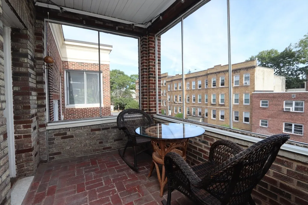 2 bed, 1 bath apartment for rent at 11 Vinal St Unit 12, Brighton — photo 20 of 25