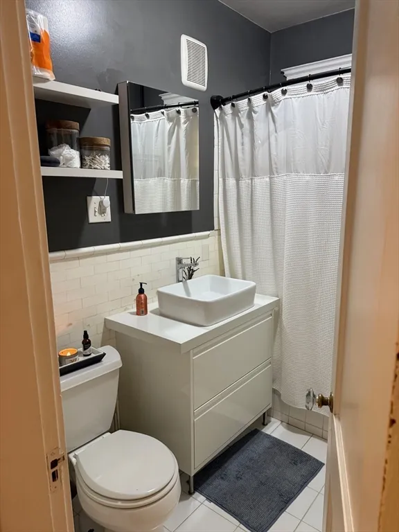 2 bed, 1 bath apartment for rent at 11 Vinal St Unit 3, Brighton — photo 7 of 12