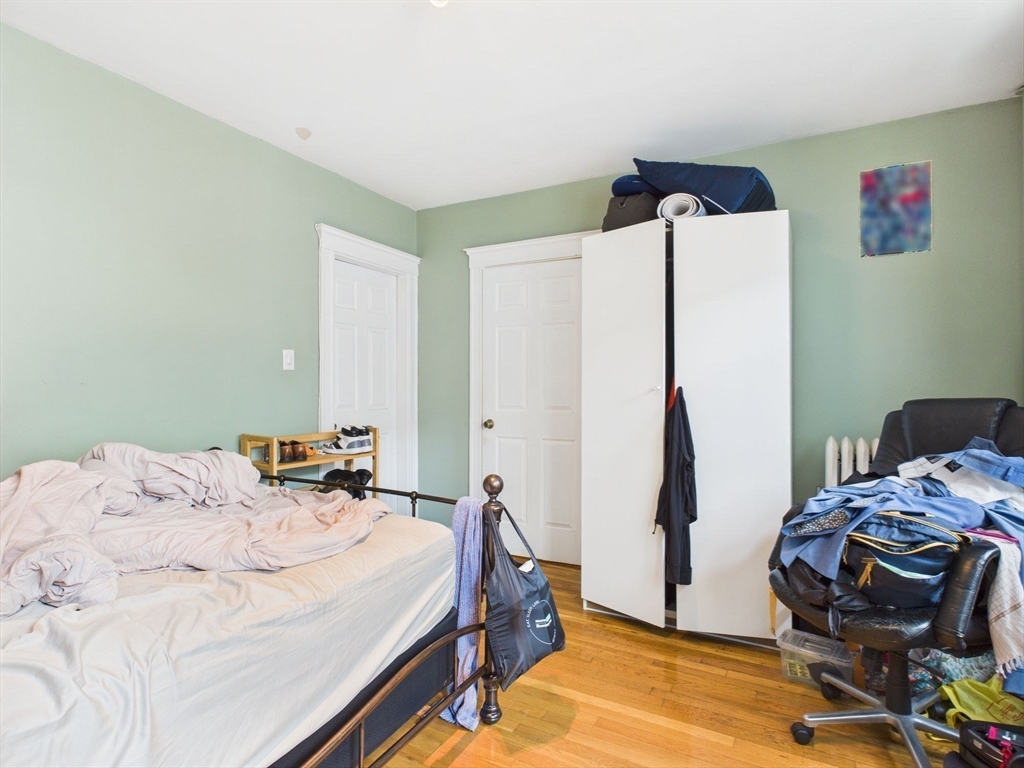 3 bed, 1 bath apartment for rent at 11 Vinal St Unit 5, Brighton — photo 6 of 19