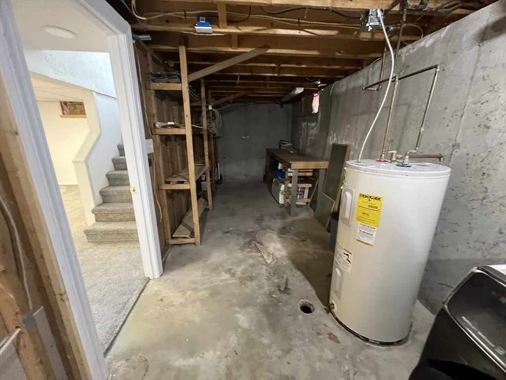 3 bed, 1 bath apartment for rent at 11 Vine St, Oxford — photo 15 of 15