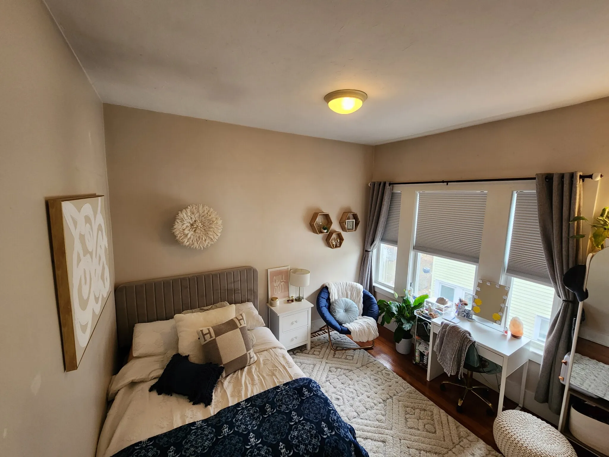 4 bed, 2 bath apartment for rent at 11 Wadsworth St Unit 1, Allston — photo 10 of 12