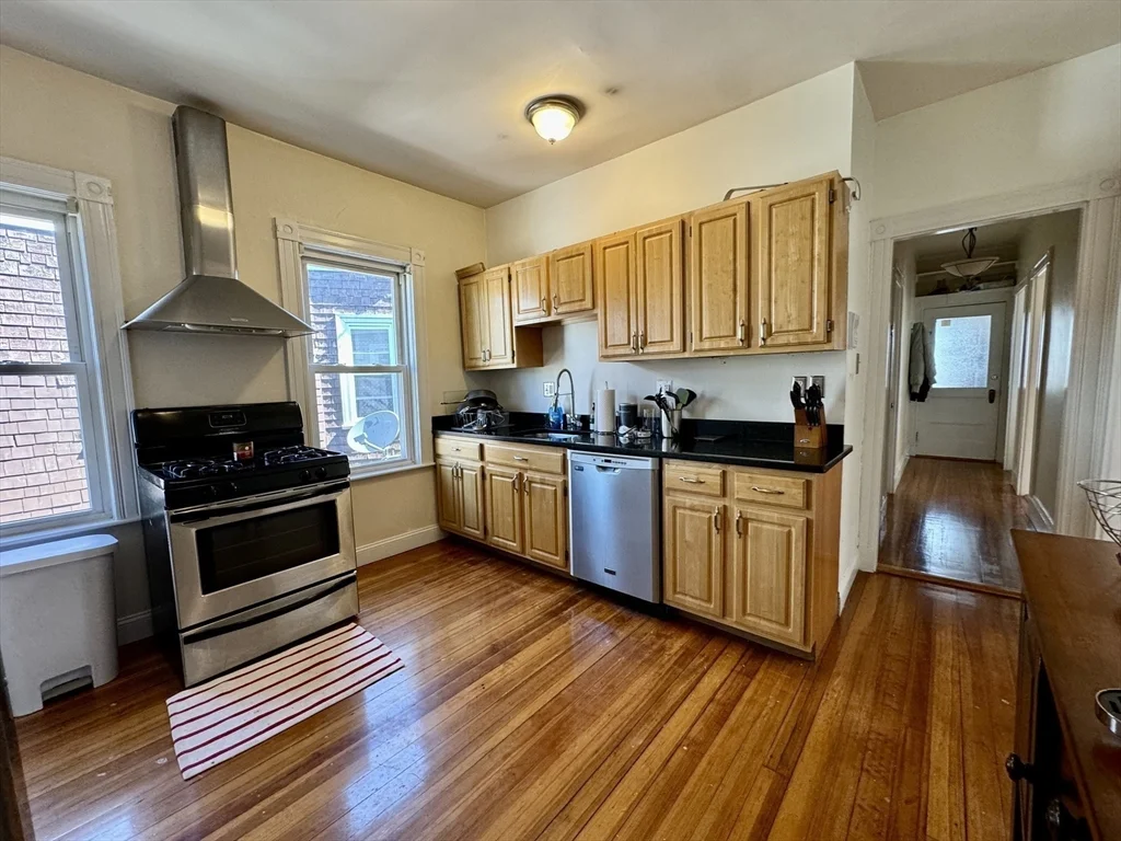 2 bed, 1 bath apartment for rent at 11 Wainwright St Unit 3, Dorchester — photo 7 of 26