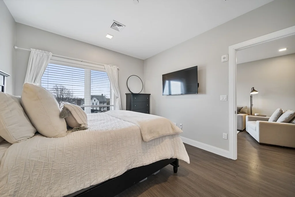 1 bed, 1 bath apartment for rent at 11 Walley Unit 202, East Boston — photo 17 of 24