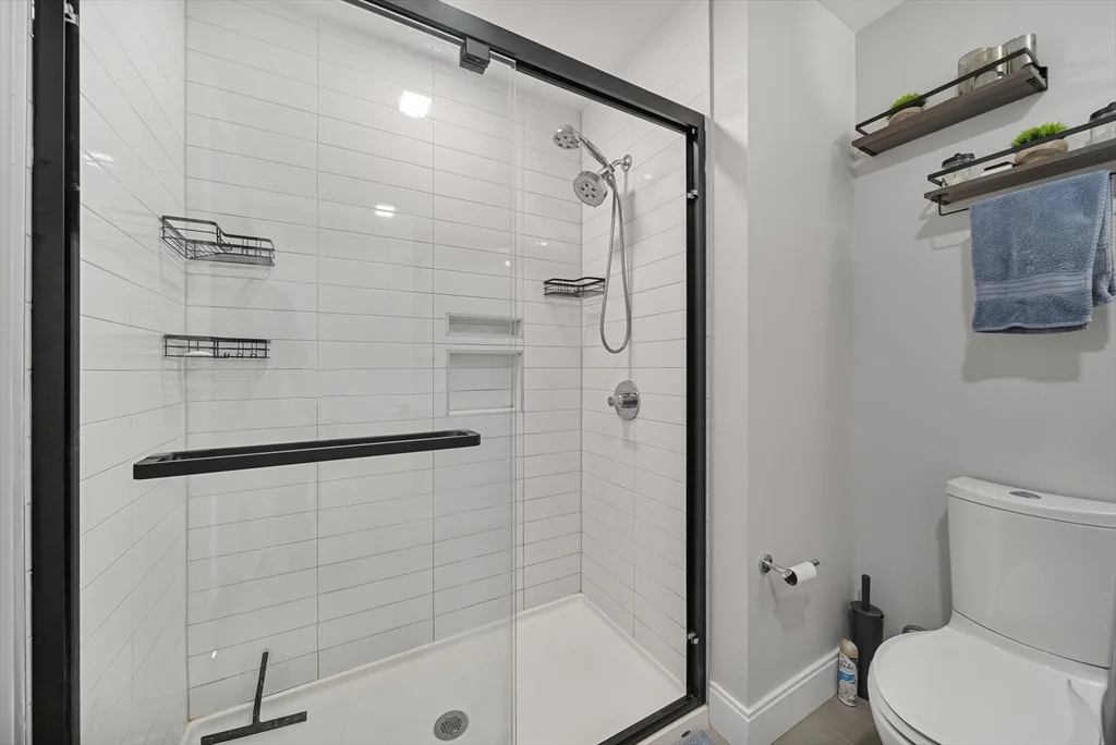1 bed, 1 bath apartment for rent at 11 Walley Unit 202, East Boston — photo 15 of 24