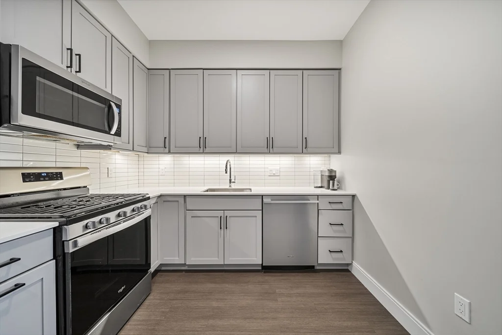 1 bed, 1 bath apartment for rent at 11 Walley Unit 202, East Boston — photo 4 of 24