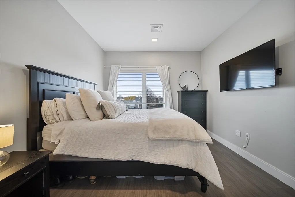 1 bed, 1 bath apartment for rent at 11 Walley Unit 202, East Boston — photo 18 of 24