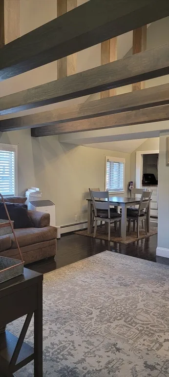 3 bed, 1 bath apartment for rent at 11 Walter Unit 2, Hyde Park — photo 2 of 26