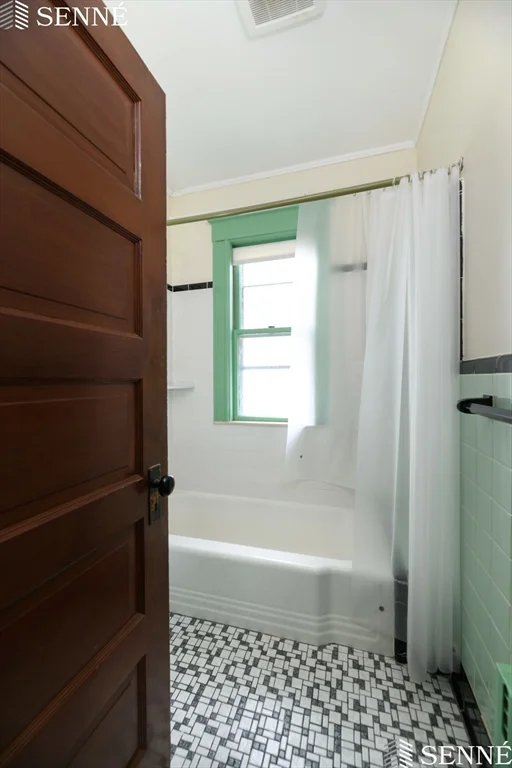 2 bed, 1 bath apartment for rent at 11 Ware St Unit 2, Teele Square — photo 9 of 13