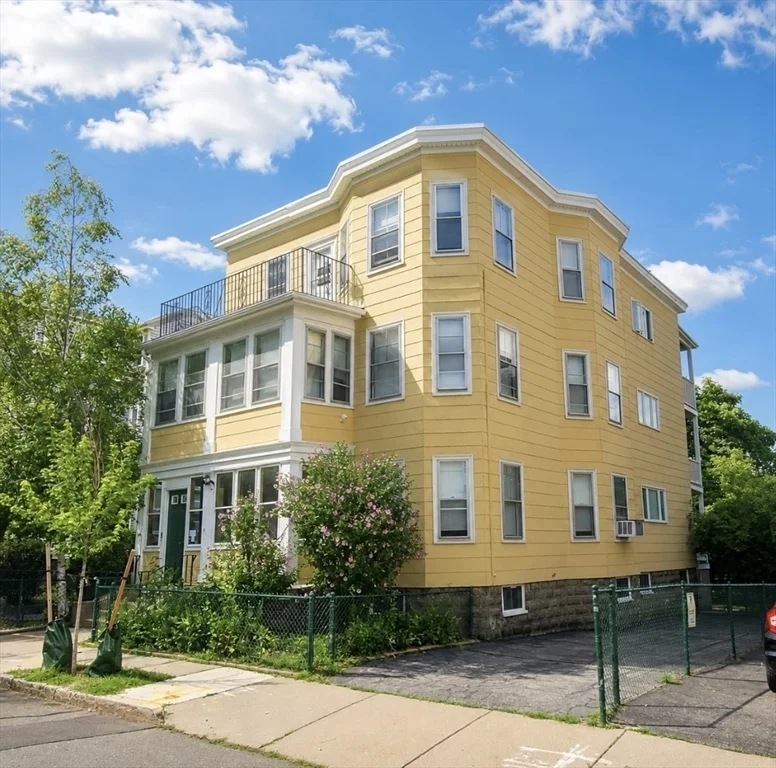 2 bed, 1 bath apartment for rent at 11 Ware St Unit 3, Teele Square
