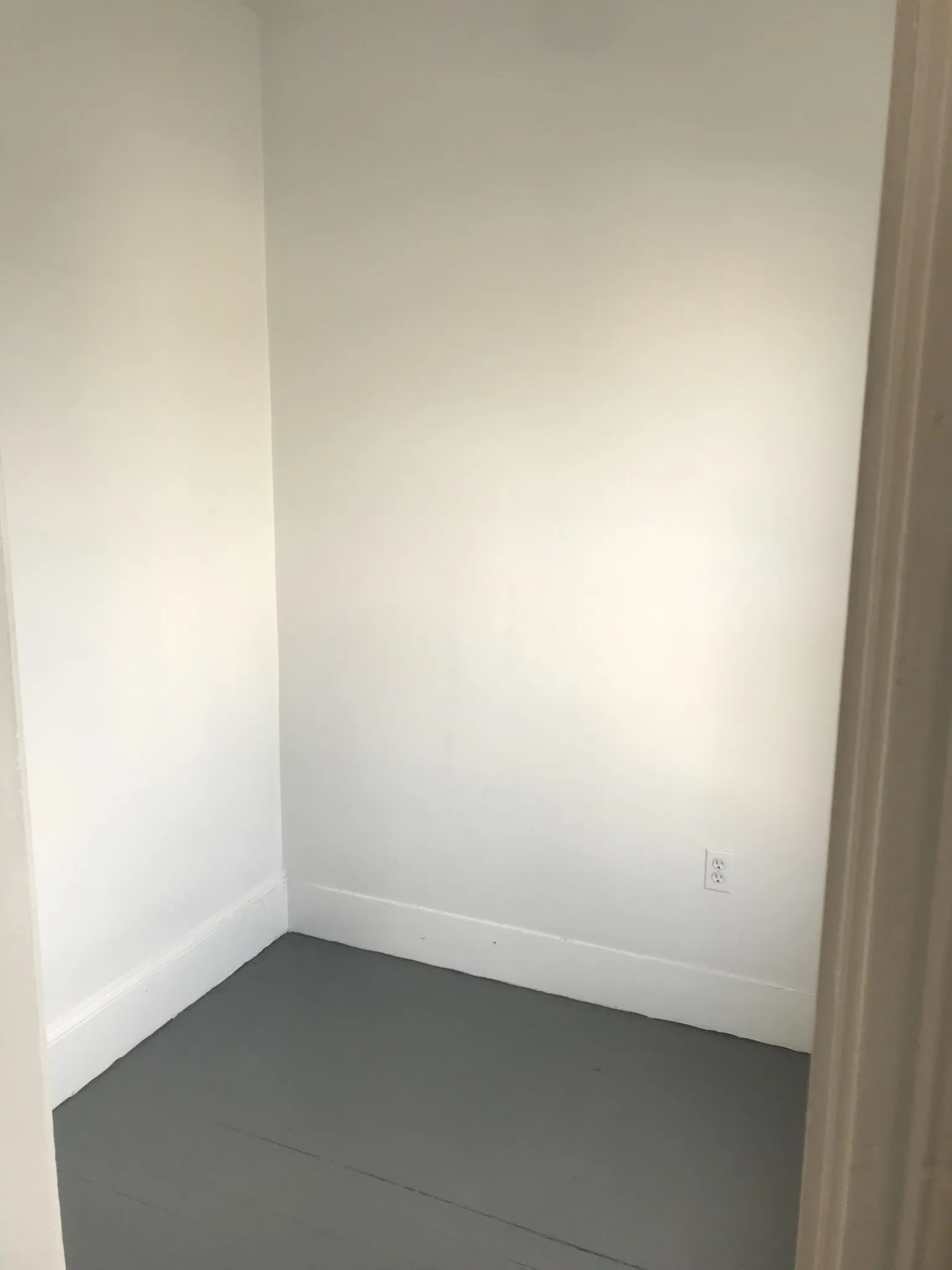 2 bed, 1 bath apartment for rent at 11 Warren St Unit 3, Wellington-Harrington — photo 6 of 8