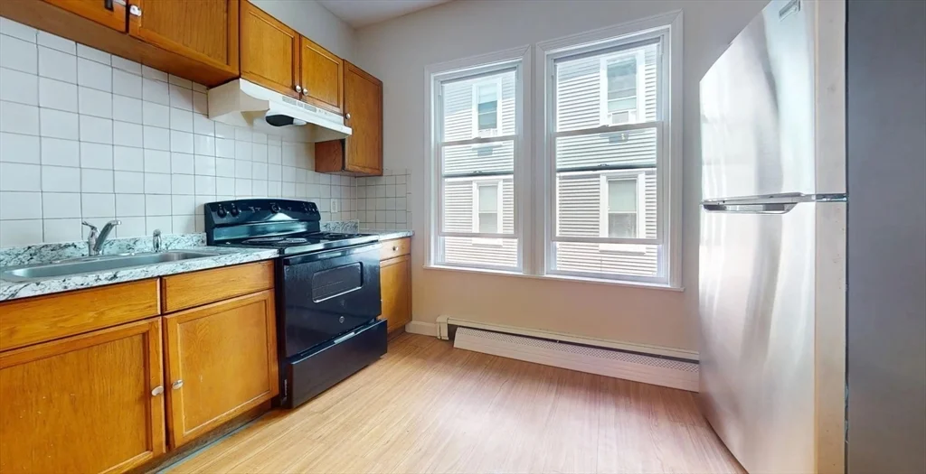 4 bed, 1 bath apartment for rent at 11 Wendover St Unit 2, Dorchester — photo 1 of 10