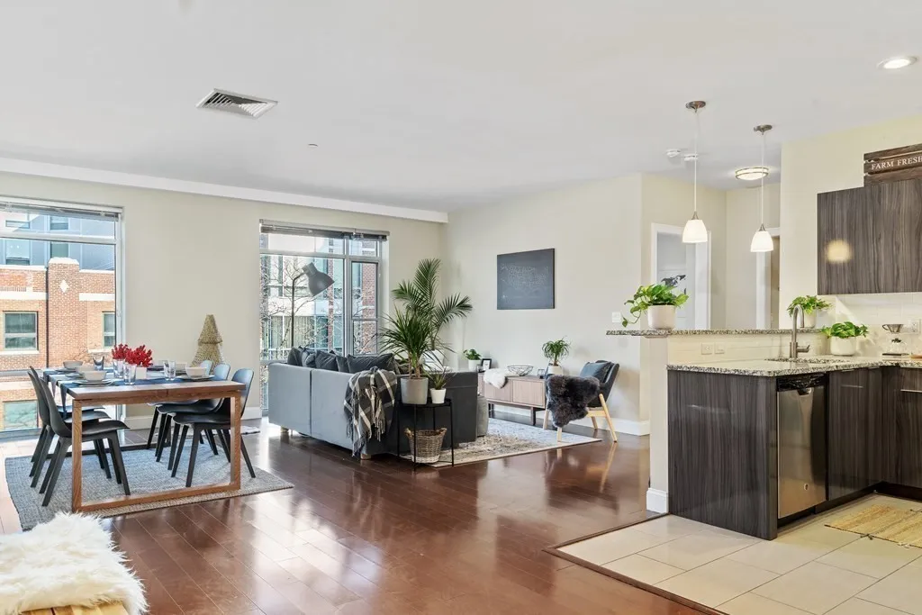 2 bed, 2 bath apartment for rent at 11 West Broadway Unit 407, South Boston — photo 3 of 17