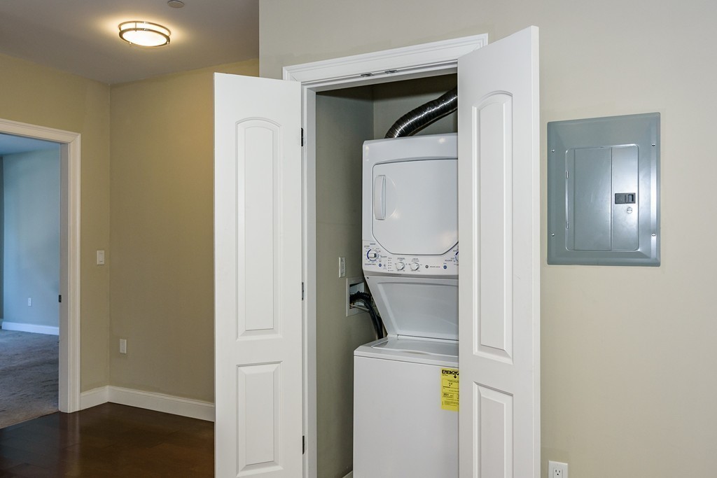 1 bed, 1 bath apartment for rent at 11 West Broadway Unit 505, South Boston — photo 5 of 10