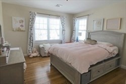 4 bed, 2 bath apartment for rent at 11 Westwood St Unit 11, Newton — photo 8 of 13