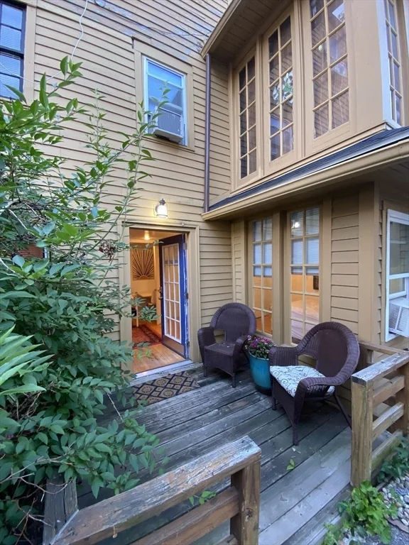 1 bed, 1 bath apartment for rent at 11 William St Unit S, Cambridgeport — photo 1 of 13