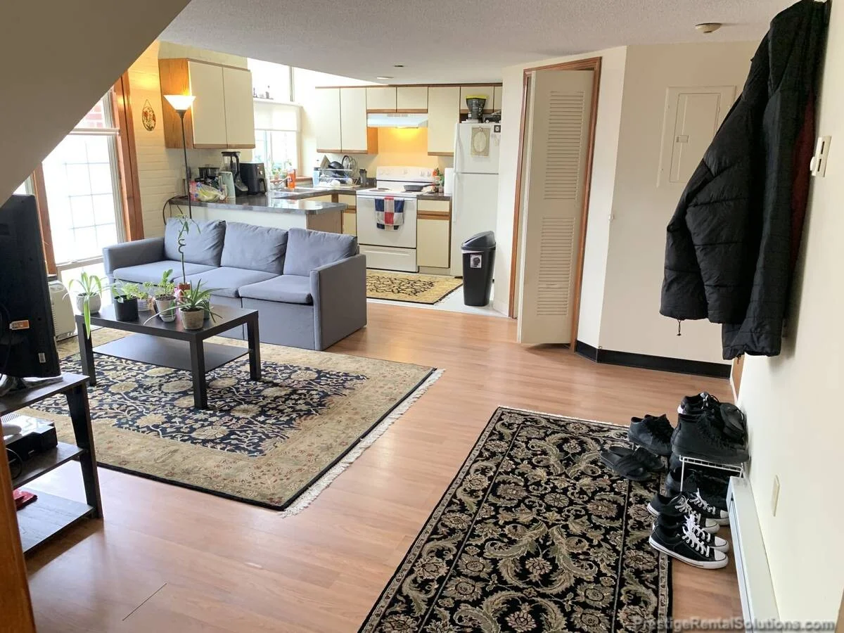2 bed, 1 bath apartment for rent at 11 Willow St Unit 204, Fitchburg — photo 2 of 15